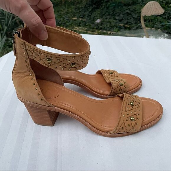 FRYE Women's Brielle Deco Back Zip Sandal Sand Oiled Nubuck size 10 - Picture 11 of 12